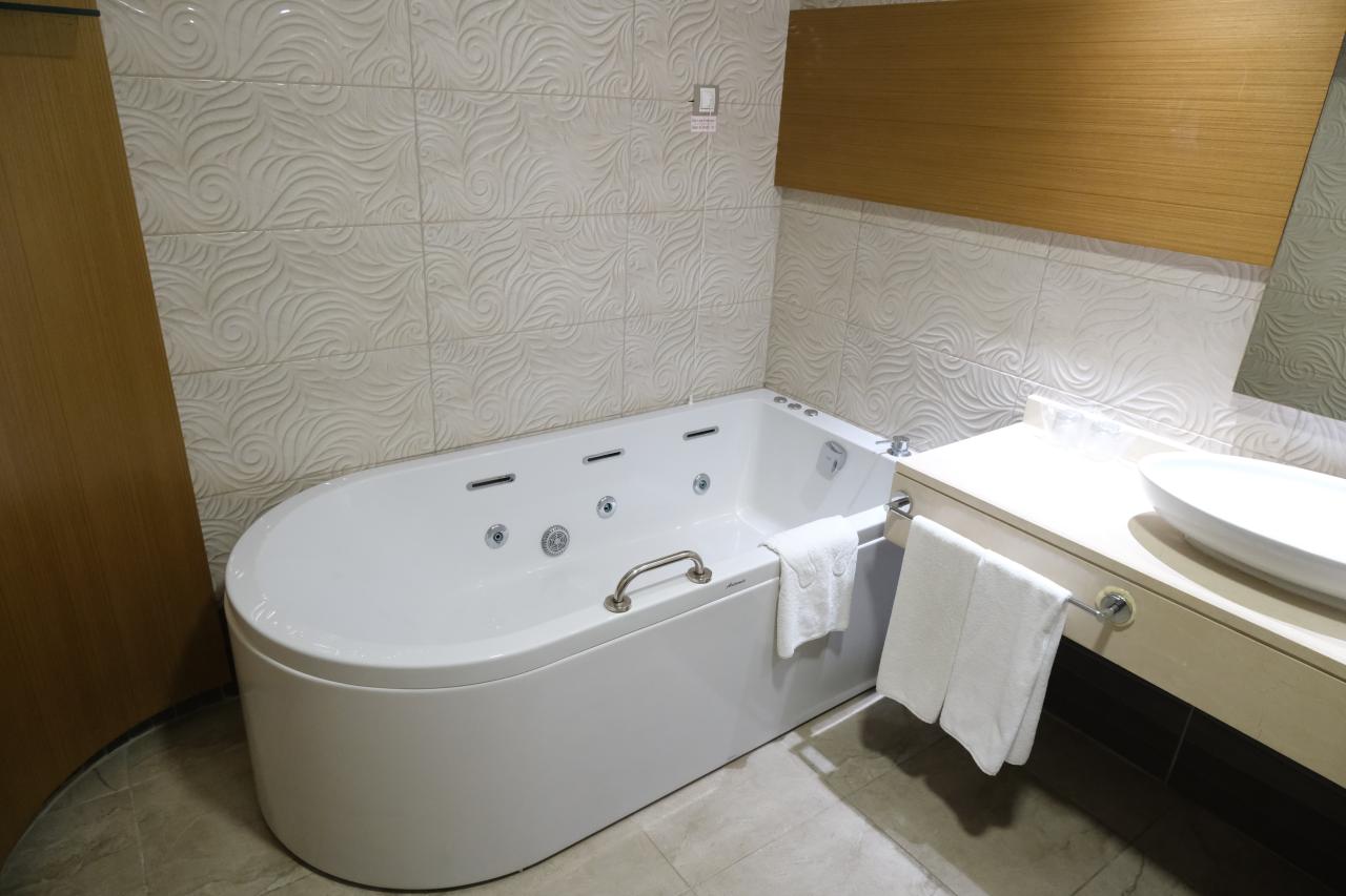 LIBERTY KUSADASI - Pokoje - DELUXE ROOM SIDE SEA VİEW