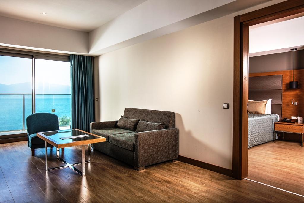 LIBERTY KUSADASI - Pokoje - JUNIOR SUITE SIDE SEA VİEW