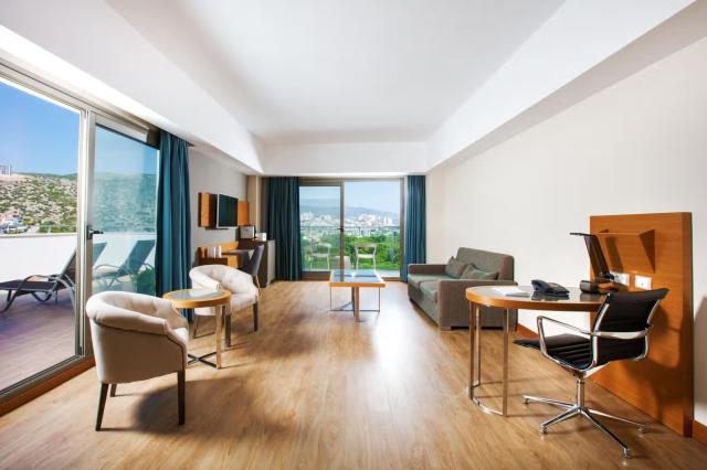 LIBERTY KUSADASI - Pokoje - CORNER SUITE SIDE SEA VIEW