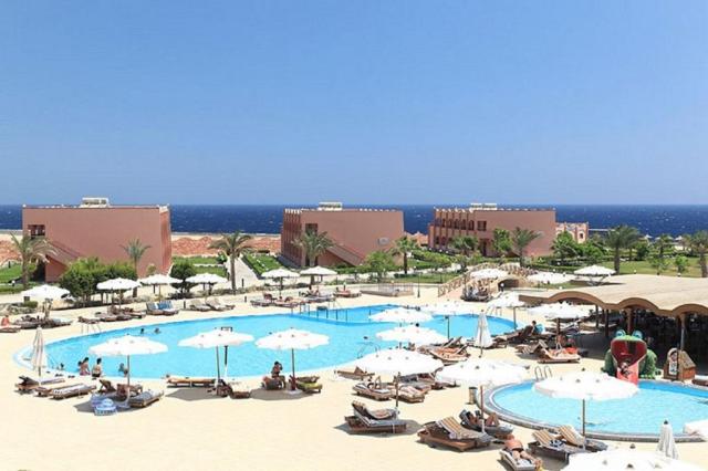 THREE CORNERS HAPPY LIFE BEACH RESORT - Obecné - Hlavní budova