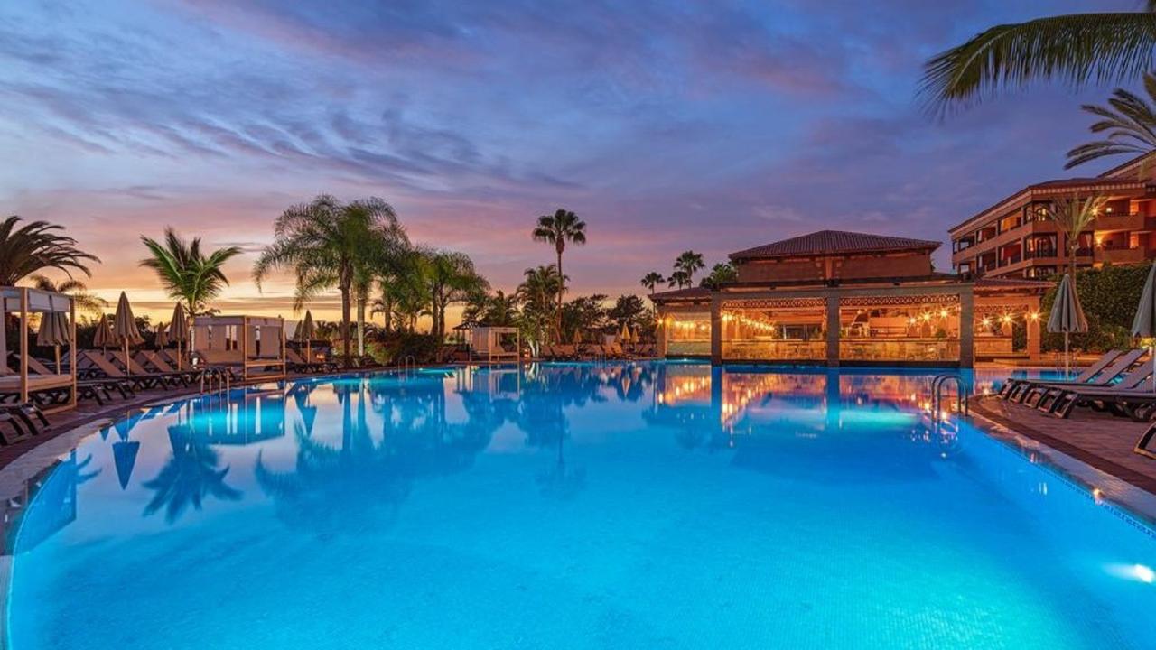 H10 COSTA ADEJE PALACE - Bazény - Venkovní bazén