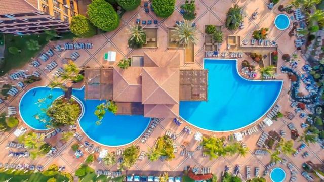 H10 COSTA ADEJE PALACE - Bazény - Venkovní bazén