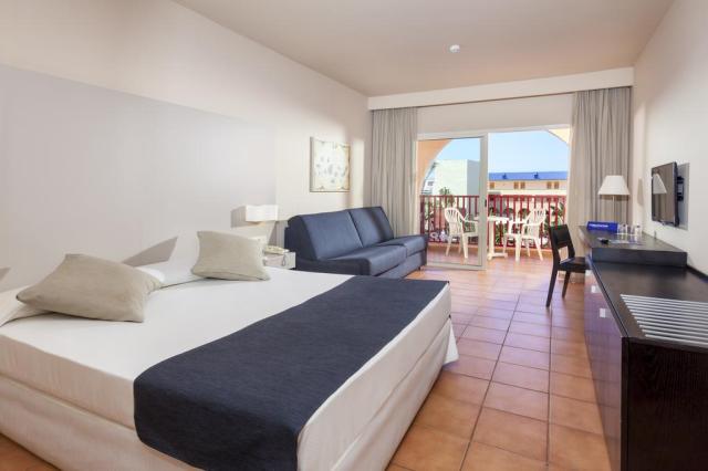 BEST JACARANDA - Pokoje - ROOM FAMILY BALCONY OR TERRACE