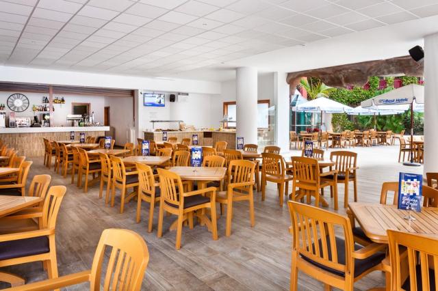 BEST JACARANDA - Restaurace - Bar Cascada