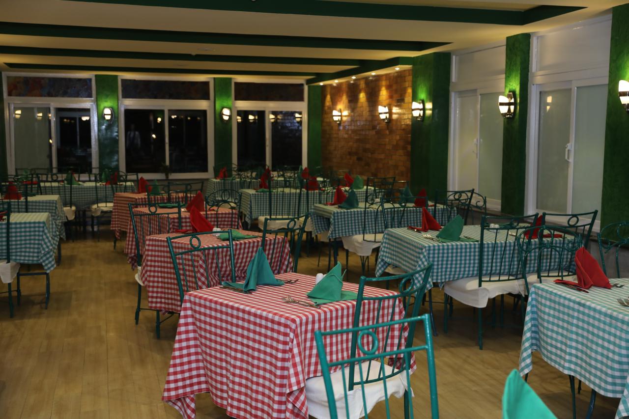 GOLDEN BEACH RESORT - Restaurace - Don Vito