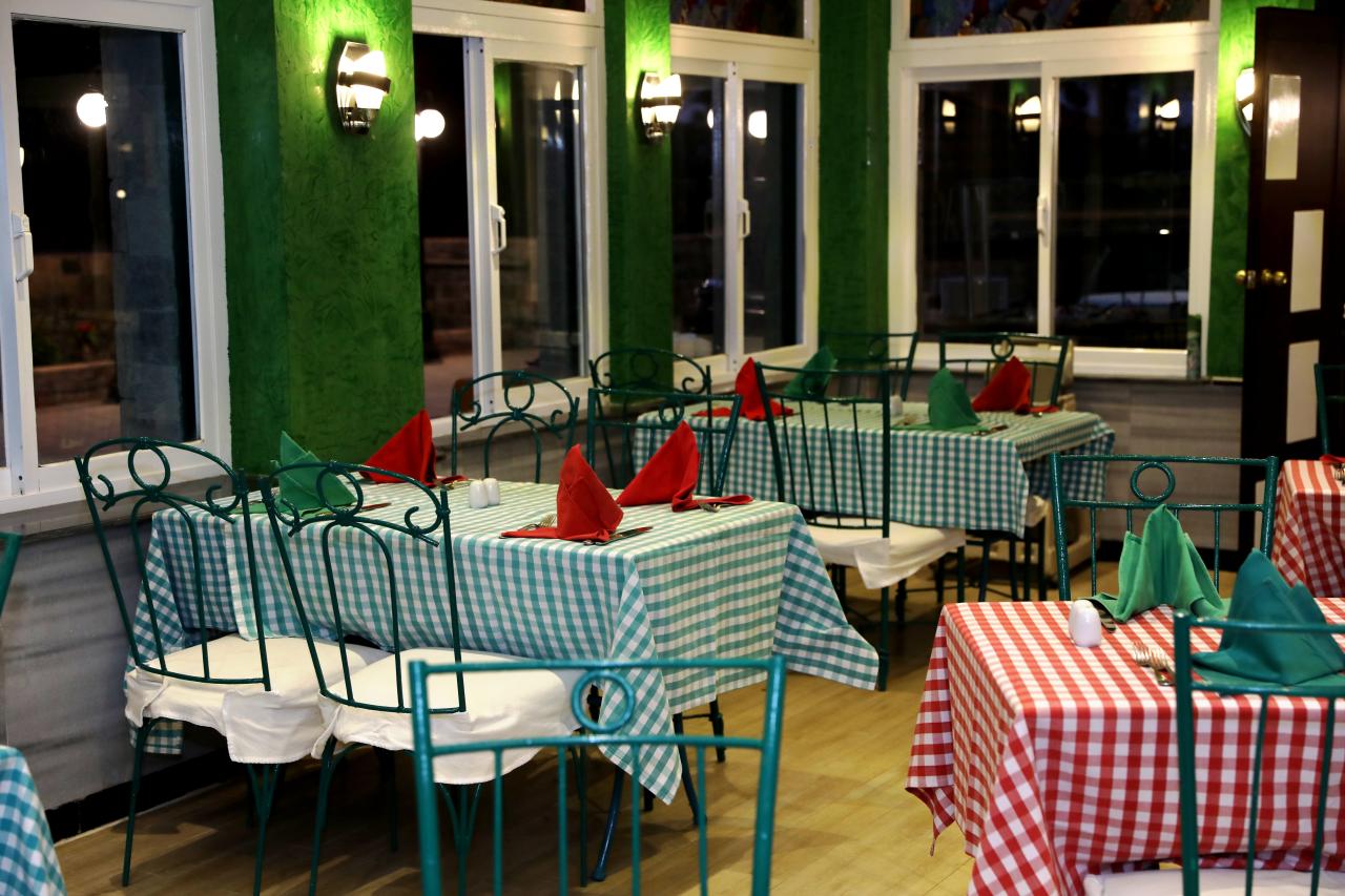 GOLDEN BEACH RESORT - Restaurace - Don Vito