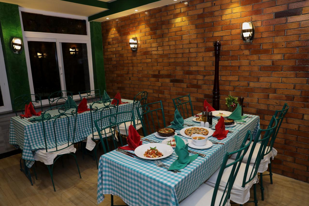 GOLDEN BEACH RESORT - Restaurace - Don Vito