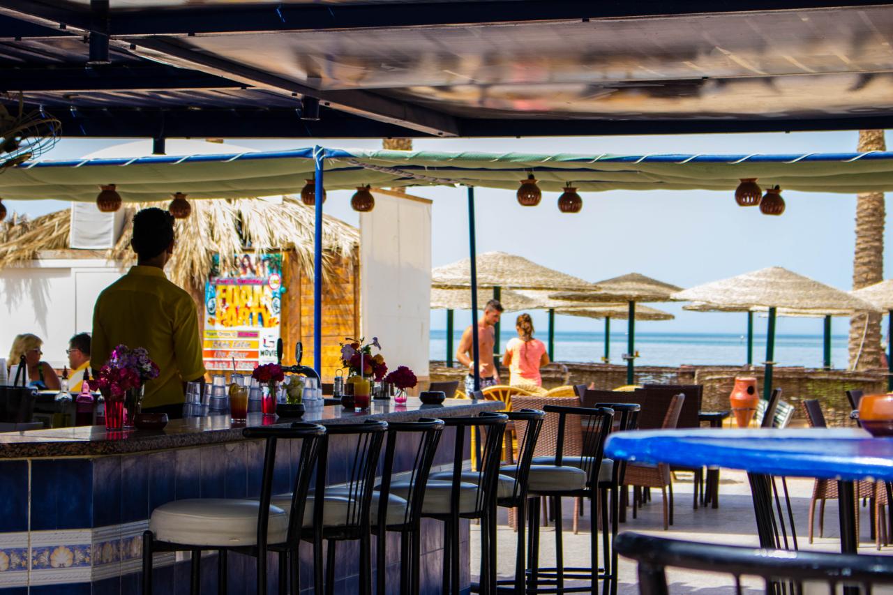 GOLDEN BEACH RESORT - Bary - Beach Bar