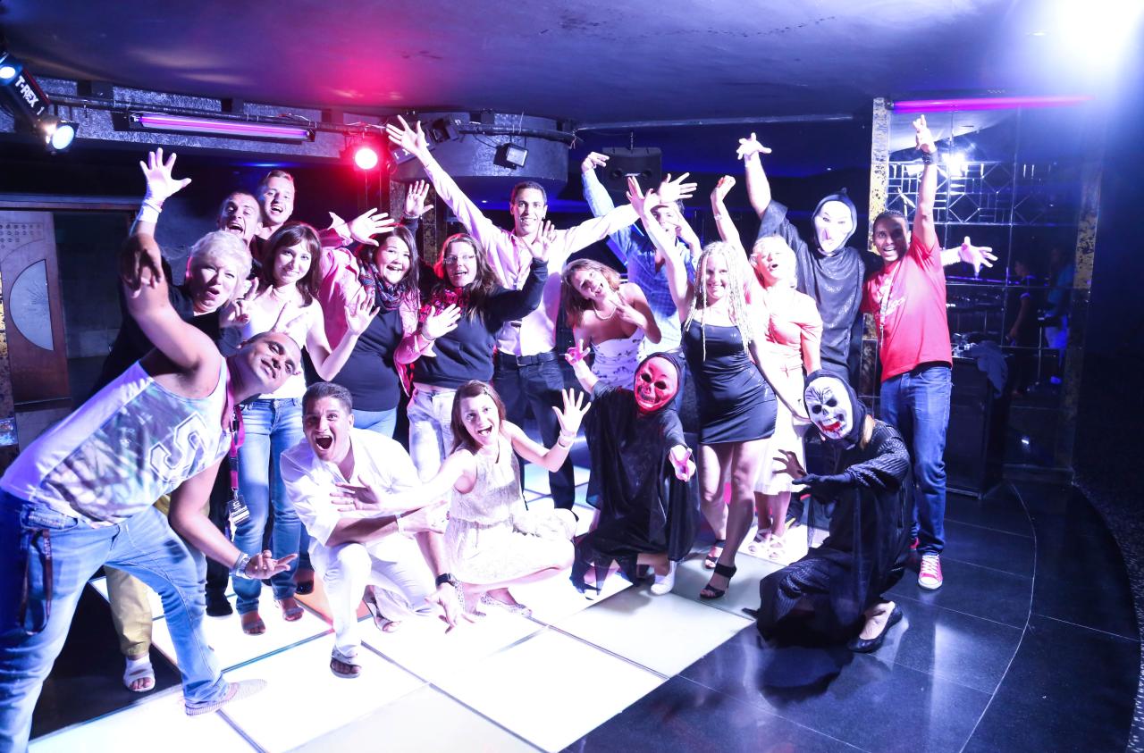 GOLDEN BEACH RESORT - Bary - Sparks Night Club