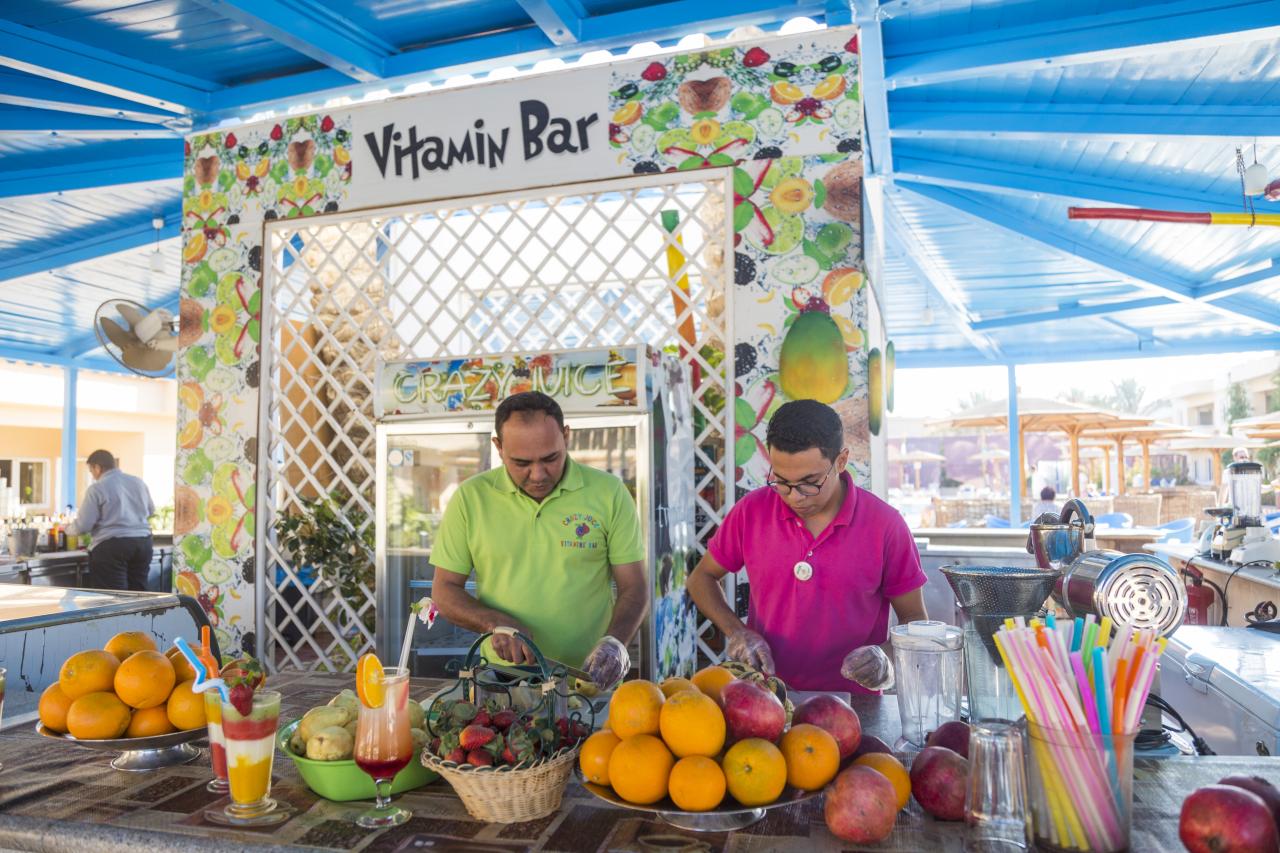 GOLDEN BEACH RESORT - Bary - Vitamin Bar