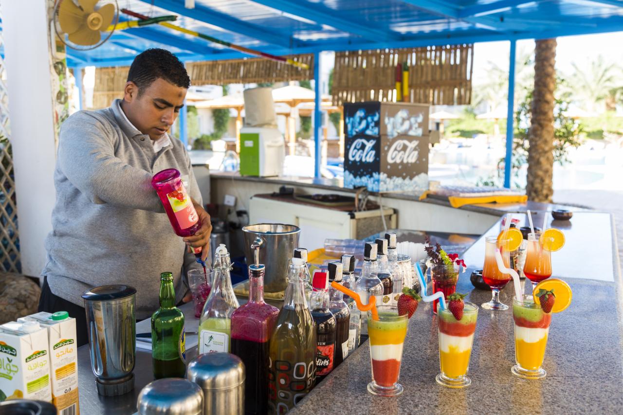 GOLDEN BEACH RESORT - Bary - Vitamin Bar
