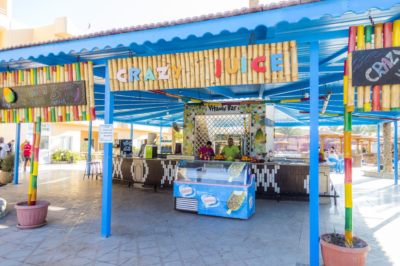 GOLDEN BEACH RESORT - Bary - Vitamin Bar