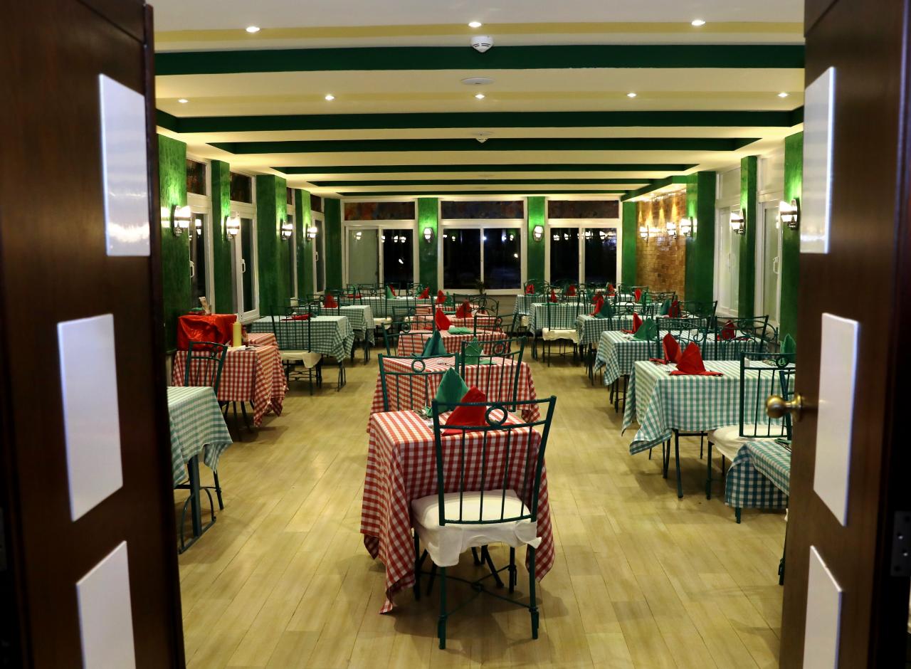 GOLDEN BEACH RESORT - Restaurace - Don Vito