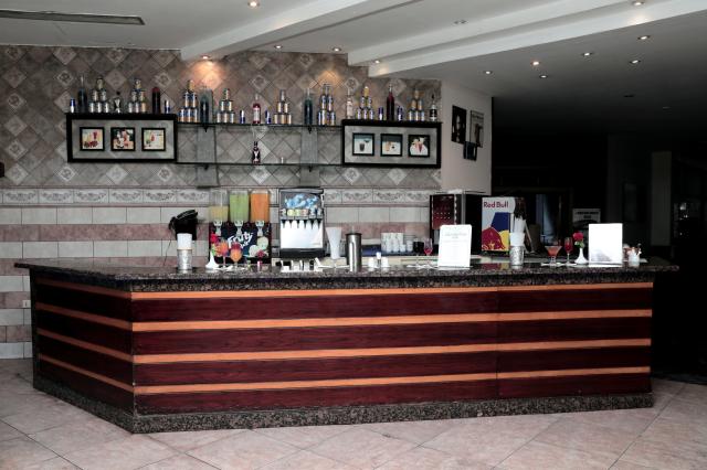 GOLDEN BEACH RESORT - Bary - The Vikings