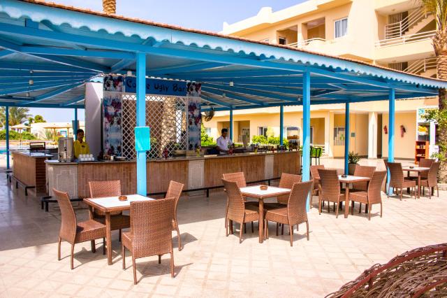GOLDEN BEACH RESORT - Bary - Coyot Ugly Bar