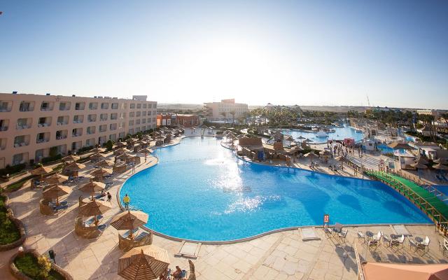 TITANIC RESORT & AQUA PARK - Bazény - Bazény