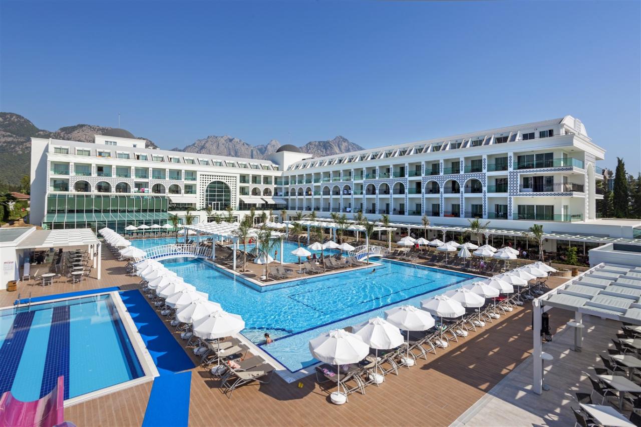 KARMIR RESORT & SPA - Bazény - Venkovní bazén