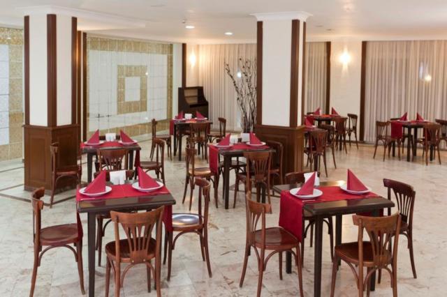 ARABELLA WORLD HOTEL - Restaurace - ANA RESTAURANT
