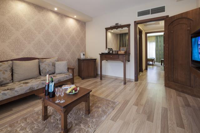 CLUB HOTEL TURAN PRINCE WORLD - Pokoje - SELECT VILLA JUNIOR SU