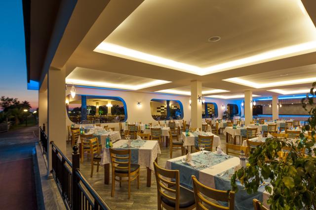 CLUB HOTEL TURAN PRINCE WORLD - Restaurace - Bellone Zargana A'