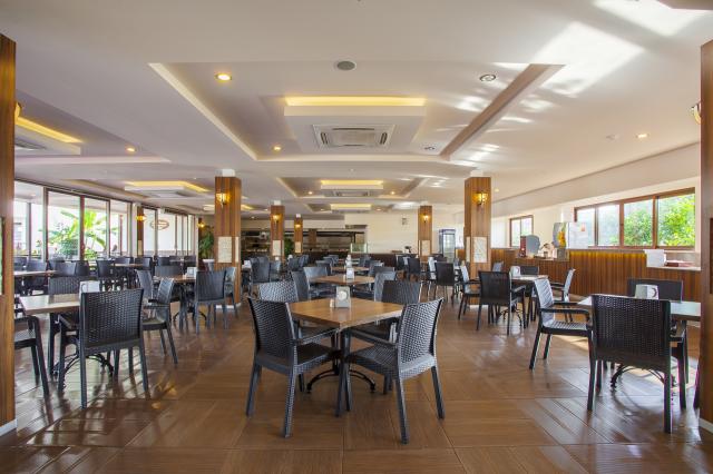 CLUB HOTEL TURAN PRINCE WORLD - Bary - Aqua Snack Bar