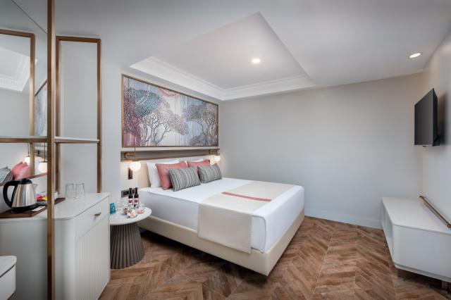 DELPHIN PALACE HOTEL - Pokoje - FAMILY ROOM TWO BEDROOMS 