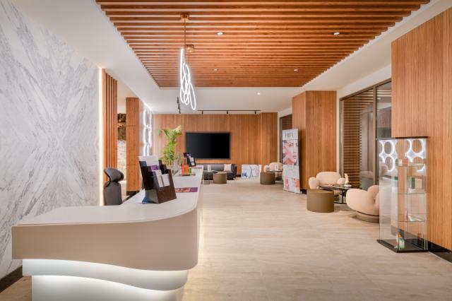 DELPHIN PALACE HOTEL - Lázně - Lázně