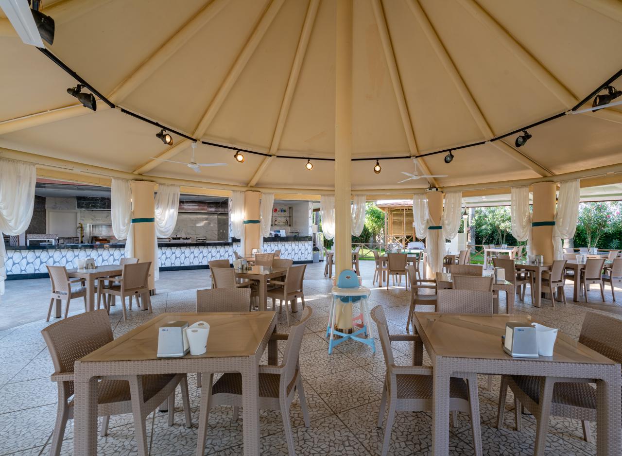 PALMERAS BEACH HOTEL - Bary - SNACK BAR