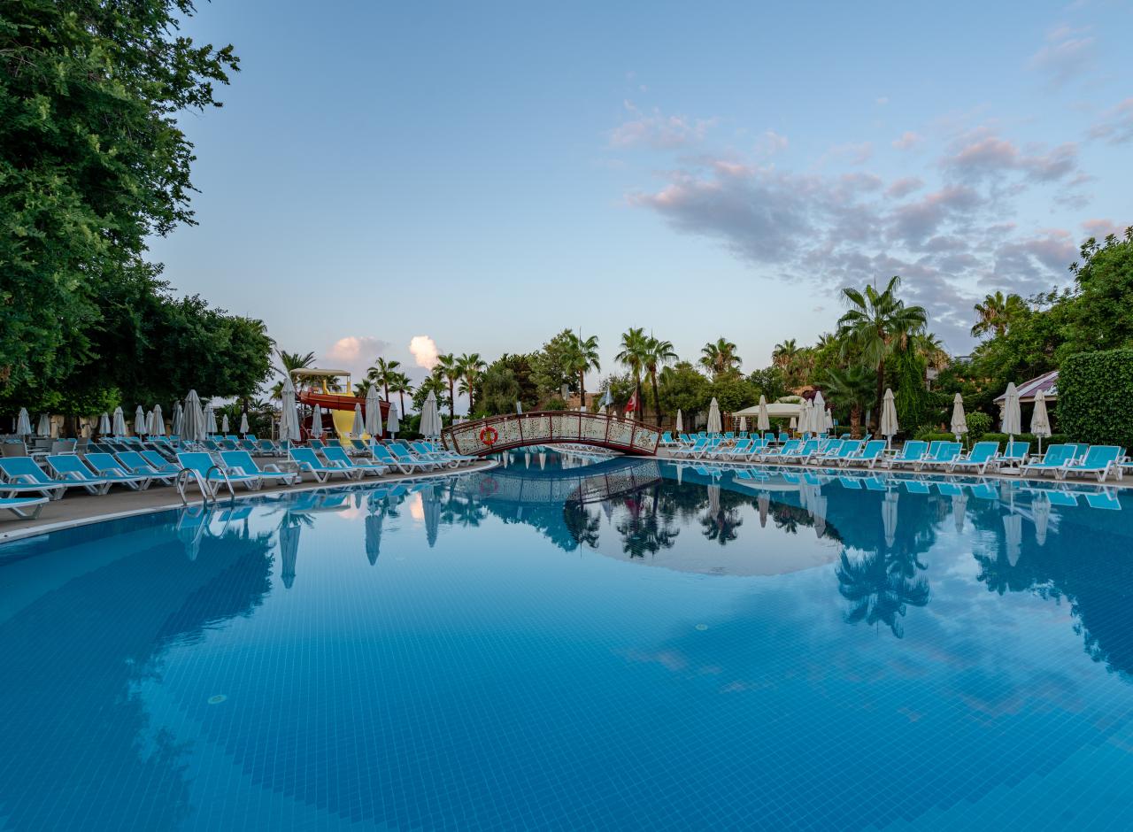 PALMERAS BEACH HOTEL - Bazény - Venkovní bazén