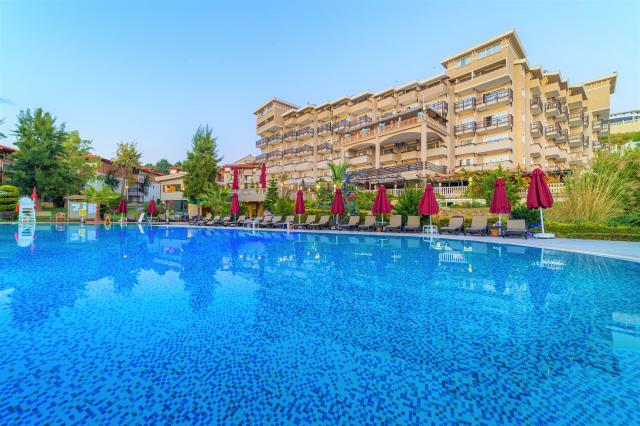 JUSTINIANO DE LUXE RESORT - Bazény - Venkovní bazén