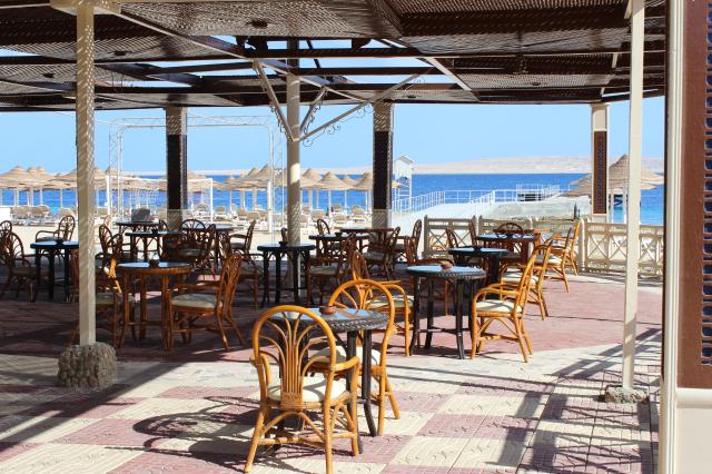 MORENO SPA & RESORT - Restaurace - Beach Restaurant / Blue Bar