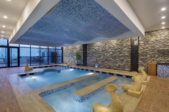 GRANADA LUXURY OKURCALAR - Lázně - Lázně