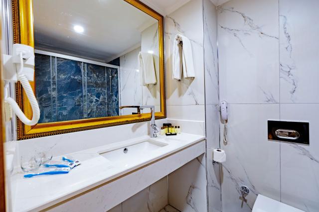 GRANADA LUXURY OKURCALAR - Pokoje - JACUZZI DELUXE SUITE -SEA V