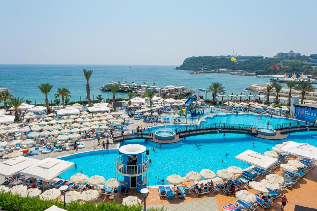 GRANADA LUXURY OKURCALAR - Bazény - Venkovní bazén