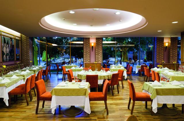 GLORIA VERDE RESORT - Restaurace - Main Rastaurant