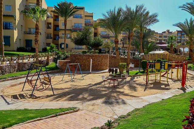 EAGLES DOWN TOWN ZAHABIA RESORT - Miniklub - Miniklub