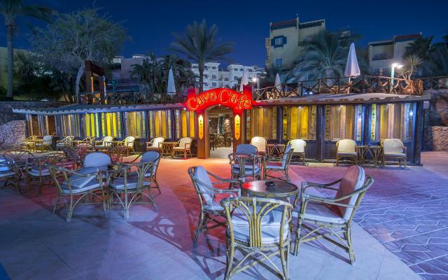 EAGLES DOWN TOWN ZAHABIA RESORT - Restaurace - Restaurace