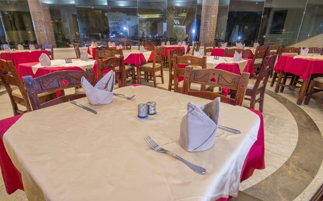 EAGLES DOWN TOWN ZAHABIA RESORT - Restaurace - Restaurace