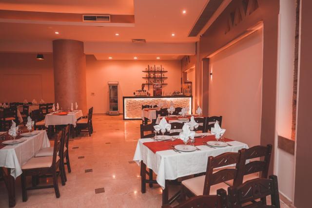 EAGLES DOWN TOWN ZAHABIA RESORT - Restaurace - Main Restaurant