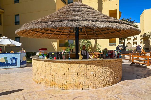 EAGLES DOWN TOWN ZAHABIA RESORT - Bary - Aqua Park Bar