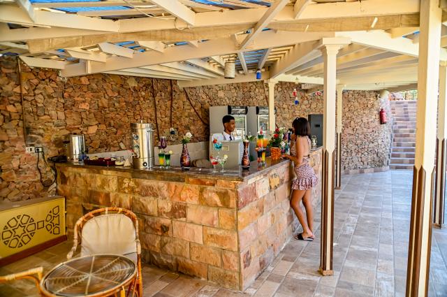 EAGLES DOWN TOWN ZAHABIA RESORT - Bary - Beach Bar
