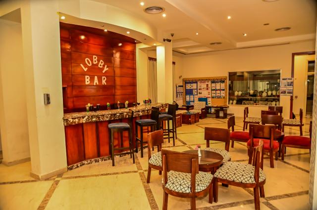 EAGLES DOWN TOWN ZAHABIA RESORT - Bary - Lobby Bar