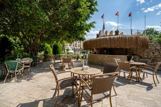 SUNLAND RESORT KEMER HOTEL - Bary - Pool Bar