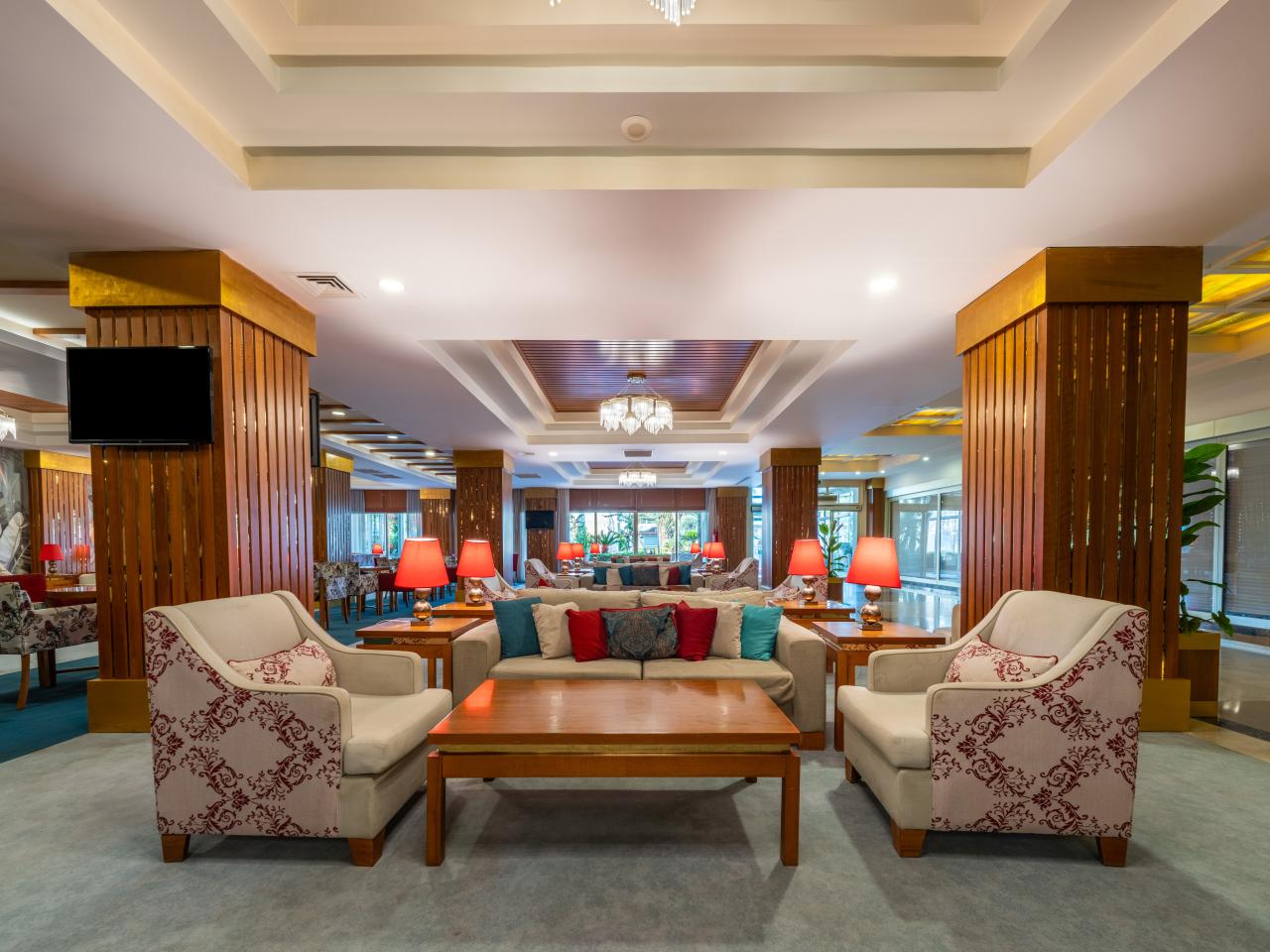 ORANGE COUNTY BELEK - Bary - AURA LOBBY BAR