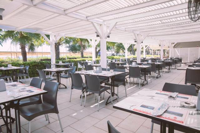 ORANGE COUNTY BELEK - Bary - SUNRISE SNACK BAR