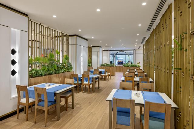 MARVIDA FAMILY ECO - Restaurace - Season Restaurant