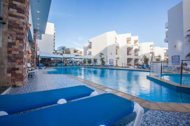 MARLIN INN AZUR RESORT - Bazény - Bazény