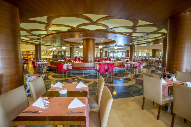 SUNMELIA BEACH RESORT HOTEL & SPA - Restaurace - MAIN RESTAURAN