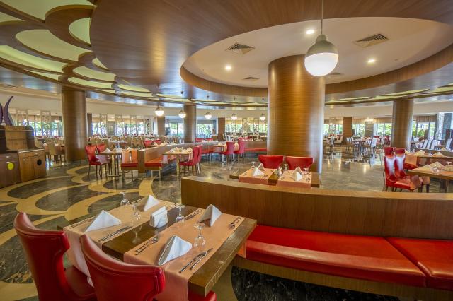 SUNMELIA BEACH RESORT HOTEL & SPA - Restaurace - MAIN RESTAURAN