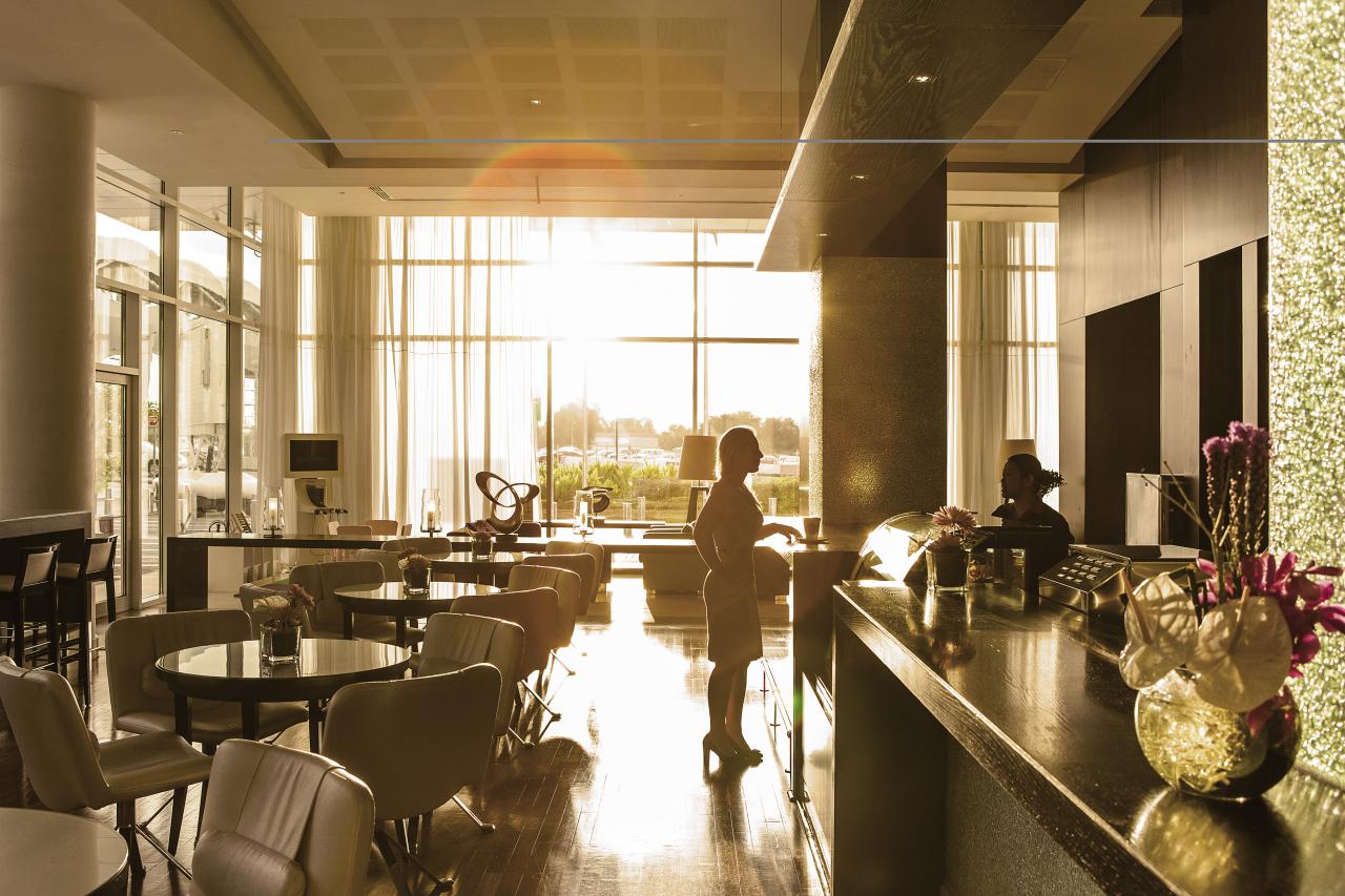 NOVOTEL DUBAI WORLD TRADE CENTER - Restaurace - Cafe Cream